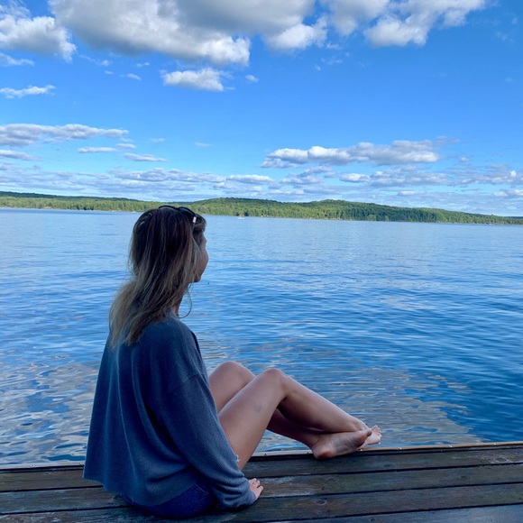 Meet your Posher, Stephanie - Picture 1 of 1